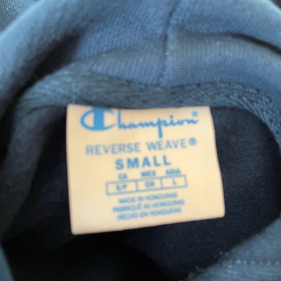 Blue Champion reverse weave men’s hoodie -like new - Picture 6 of 6